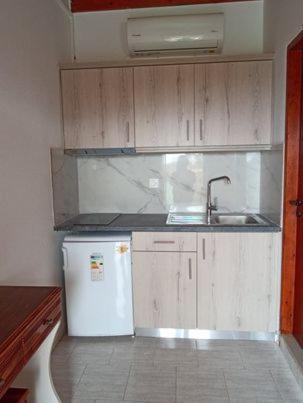 פראנגוקאסטלון Zorbas Rooms מראה חיצוני תמונה