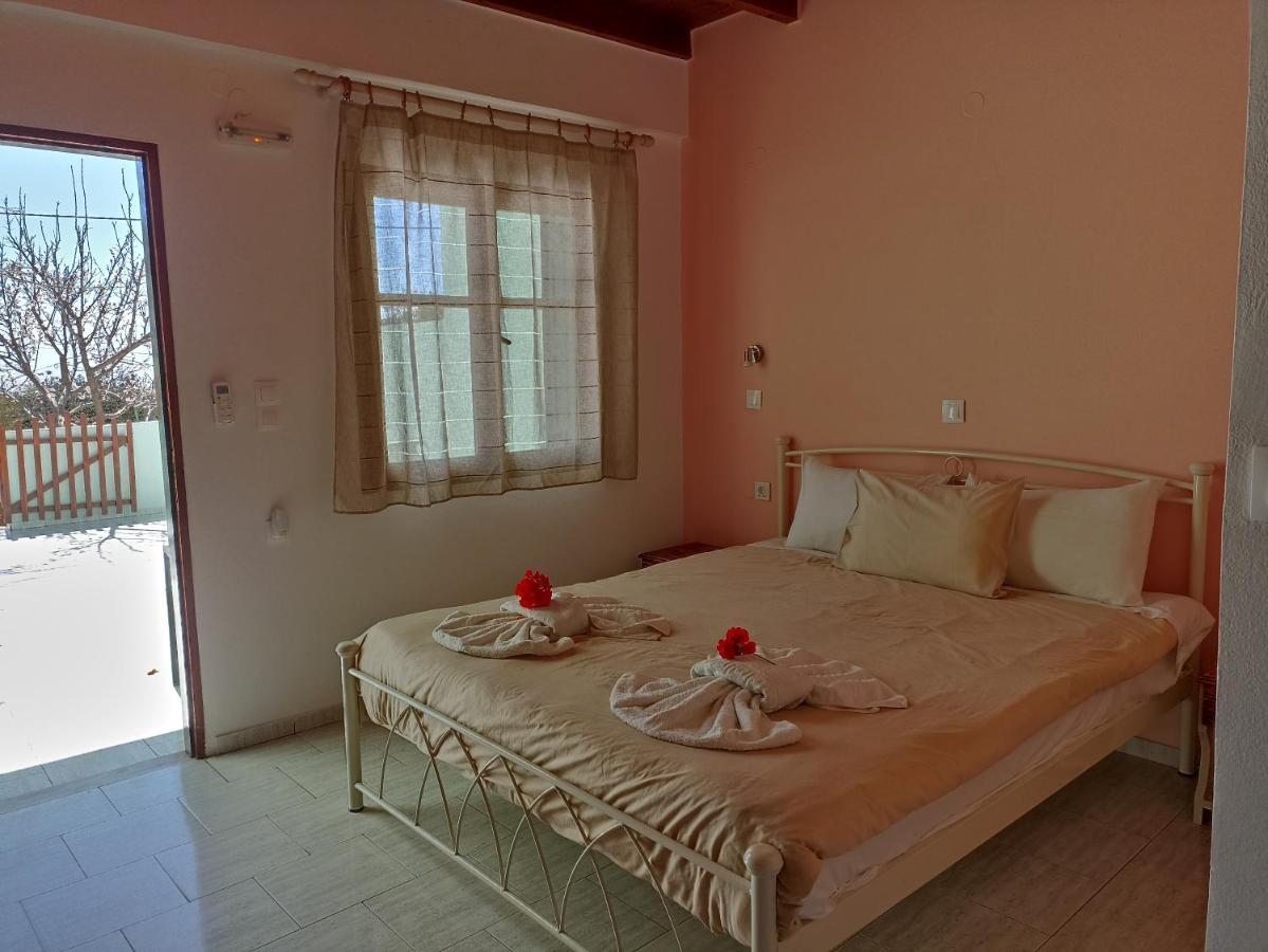 פראנגוקאסטלון Zorbas Rooms מראה חיצוני תמונה